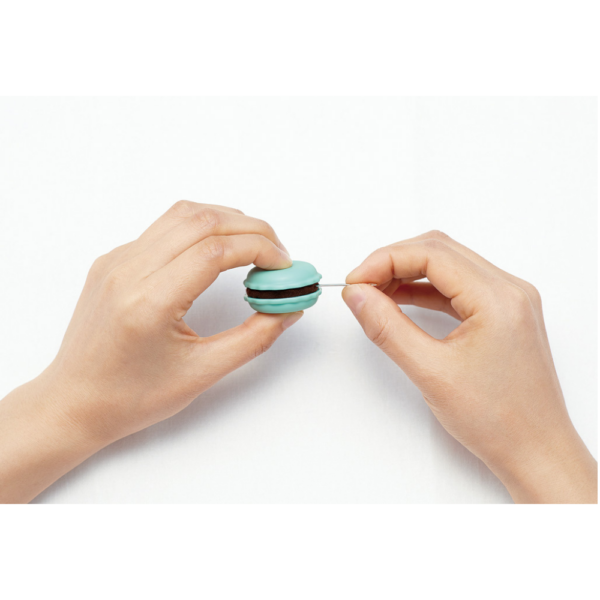 macaron aiguiseur d'aiguill. Pistache – Image 2