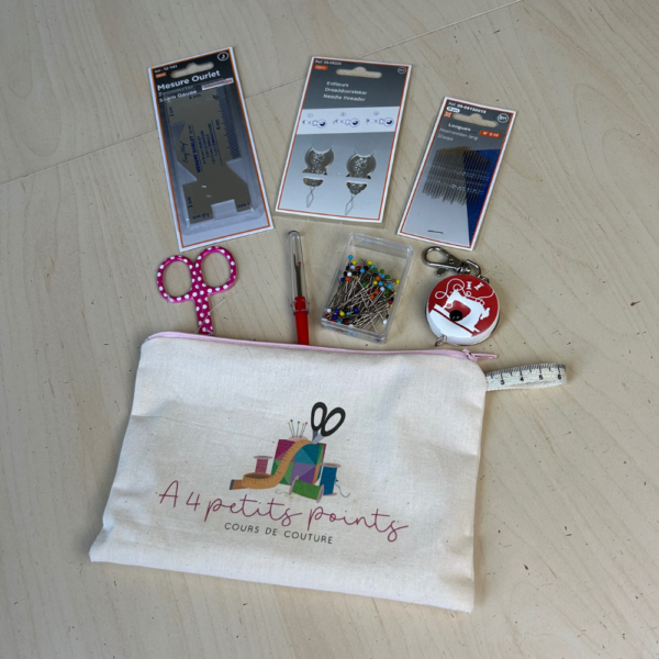 A 4 petits points - Une trousse pour bien démarrer – Image 2